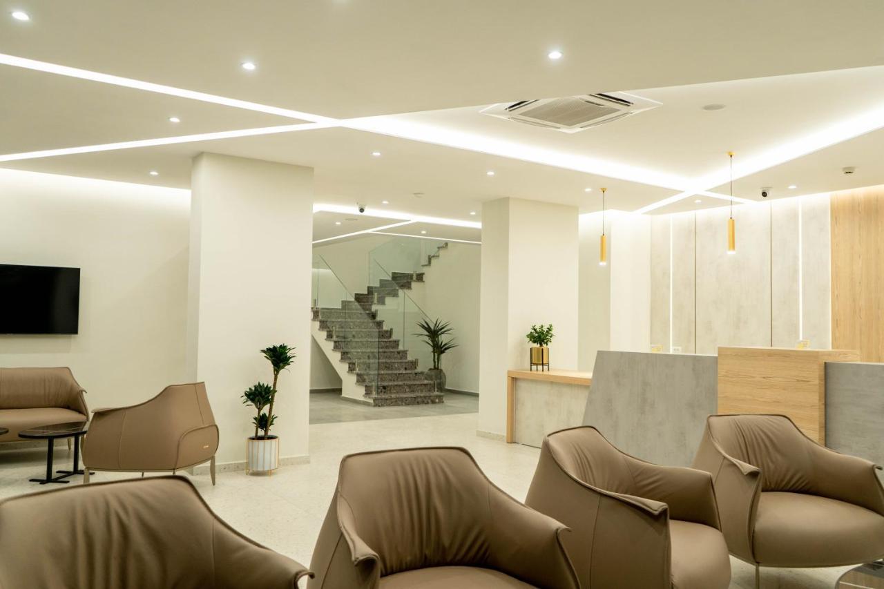 Hotel Patio Вльора Екстер'єр фото